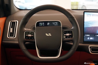 2024款理想L7 Ultra