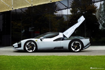 2026款法拉利SC40官图