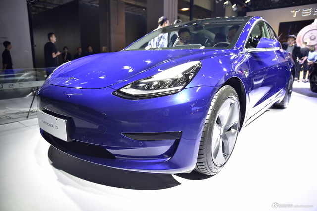特斯拉Model 3