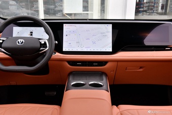 2025款长安CS75 PLUS 第四代 UItra 2.0T 新蓝鲸 擎风型