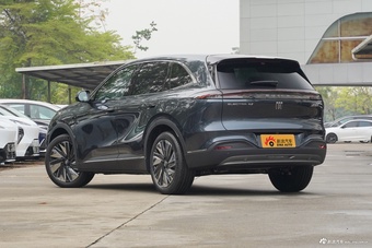 2026款至境E7 1600 超满配Turbo版