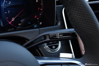 2025款奔驰E级 E 300 L 时尚运动型