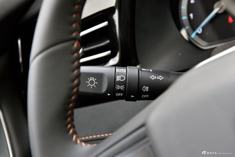 2025款长安CS75 PRO 1.5T 舒适型 5座