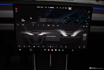 2025款Model Y L 长续航全轮驱动版