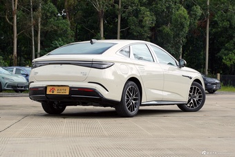 2025款海豹07 DM-i 智驾版 1.5L 125km 精英型