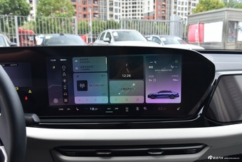 2026款奥迪A6L 2.0T 尊享致雅型