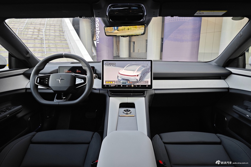 2024款Polestar 4 单电机标准续航PLUS