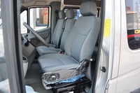 2024款图雅诺 吉象多功能 2.8T手动 长轴中顶 后双胎7座