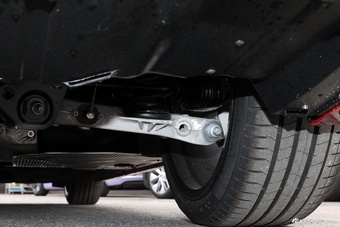 2024款Giulia 2.0T 280HP致敬传奇版