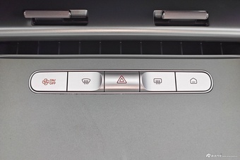 2025款荣威D6 450km 尊享版