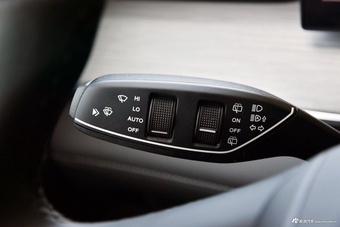 2025款瑞虎8 PLUS C-DM 1.5T 116KM豪华型 5座