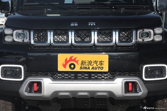 2023款北京BJ40 2.0T 自动四驱致敬2020版尊享型