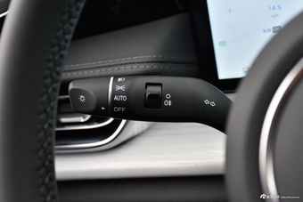 2025款红旗H5 PHEV 130 超混版