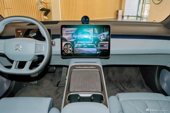 2025款蔚来ET5 75kWh