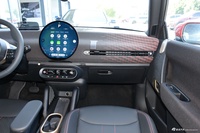 2024款电动MINI COOPER 452km SE 赛车手