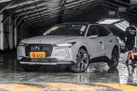 2023款DS 4 1.6T 里沃利CROSS版