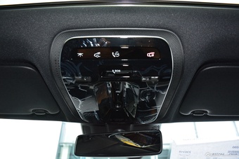 2023款奔驰C级 改款 C 260 L 皓夜运动版