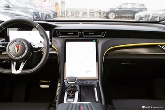 2025款红旗H6 2.0T 致尚版