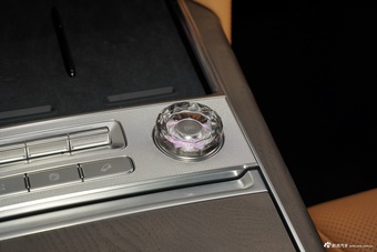 2025款ZEEKR 9X Ultra版