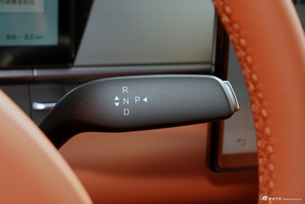 2025款唐L EV 670KM激光雷达尊享型