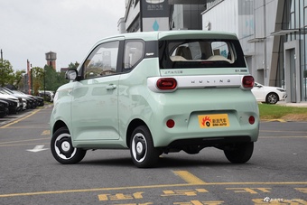 2024款宏光MINIEV 215km 青春版