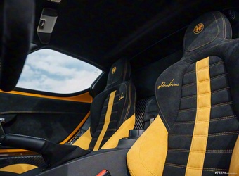 2026款阿尔法·罗密欧4C Collezione GT Nicola Larini 官图