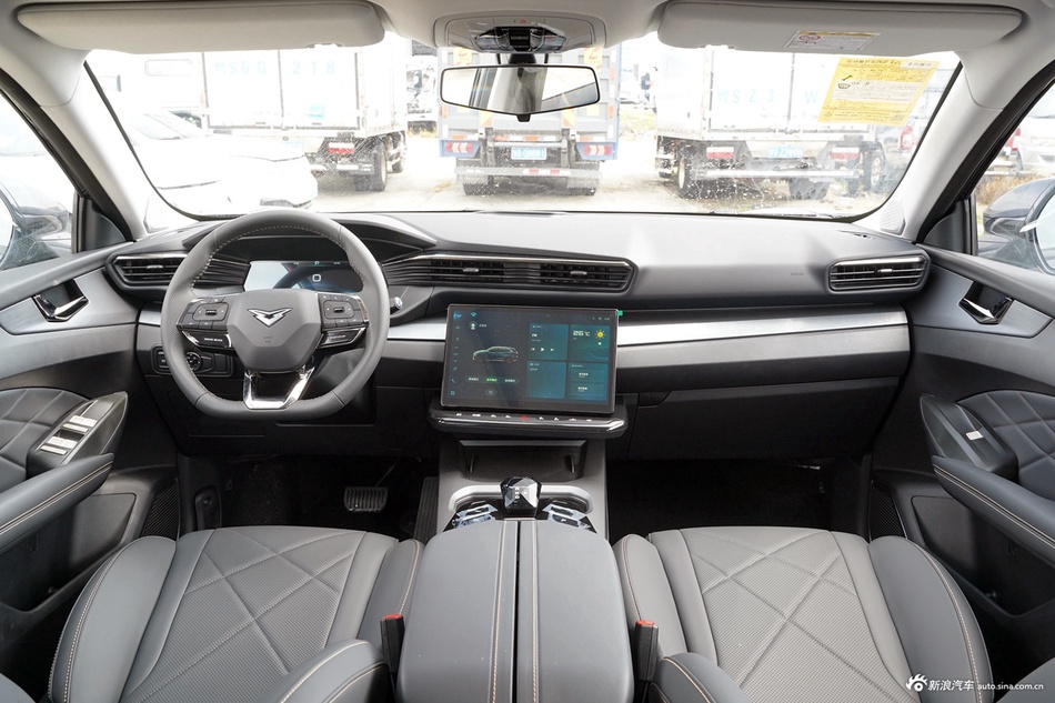 2025款凯翼昆仑 1.5T 山峰版 5座