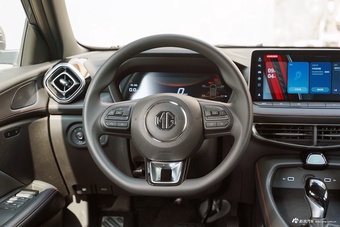 2026款MG5 180DVVT 全球豪华版