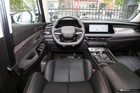 2023款欧尚X7 PLUS畅享版 1.5T自动智享型 7座