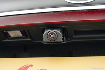 2025款奔驰E级改款 E 300 L 豪华型