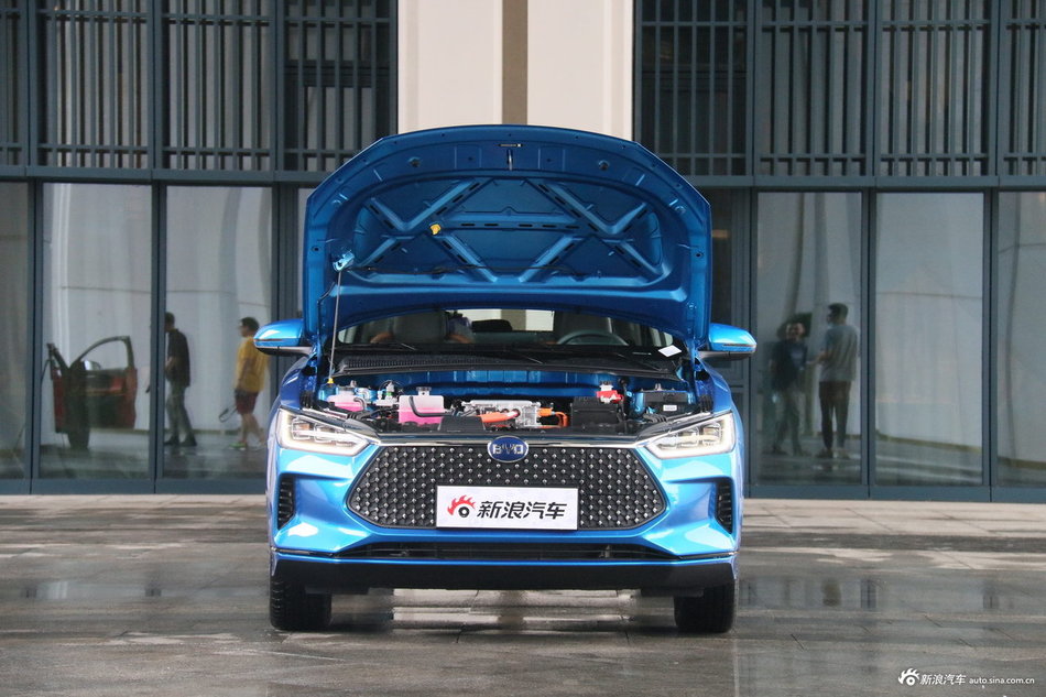 2021款比亚迪e2 升级版 高续航版尊贵型