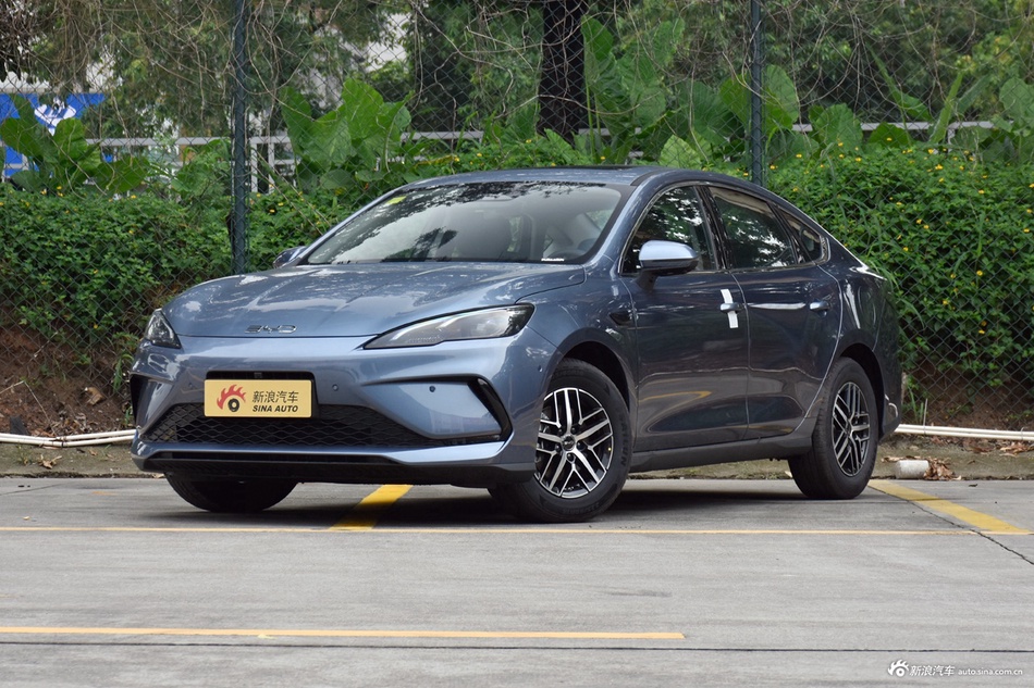 2025款海豹05 DM-i 智驾版 55KM尊贵型