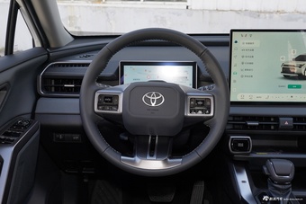 2026款RAV4荣放 2.0L 两驱豪华版