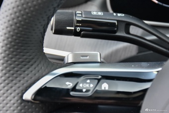 2026款奔驰C级 C 200 L 运动版