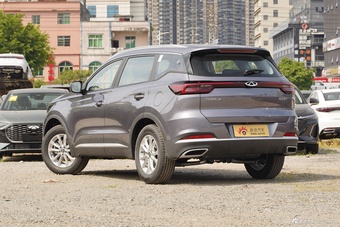 2025款瑞虎7 卓越版 1.5T CVT豪华版量子灰