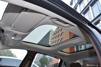 2022款奔驰E级 改款 E 300 L 豪华型