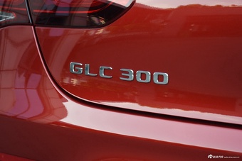 2023款奔驰GLC轿跑 改款 GLC 300 4MATIC 轿跑SUV