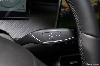 2025款风云T9 120 长续航版旗舰型 7座 磷酸铁锂