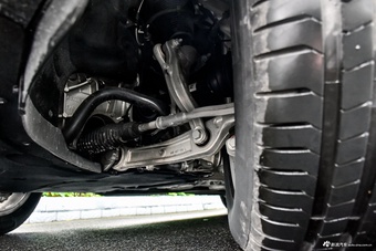 2025款途锐 2.0TSI 锐影版