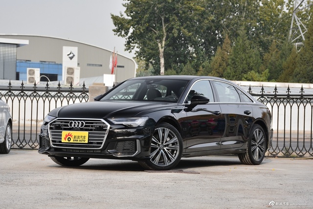 2019款奥迪A6L 3.0T尊享动感型