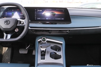 2026款MG7 1.5T 300 DCT优雅版