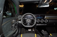2024款AMG A 45 S 4MATIC+ 魔焰绿特别版