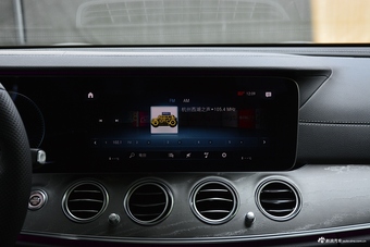 2021款奔驰E级 E 300 L 尊贵运动版