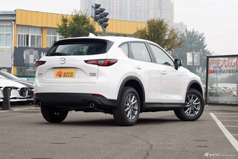 2024款马自达CX-5 2.0L 自动两驱舒适型