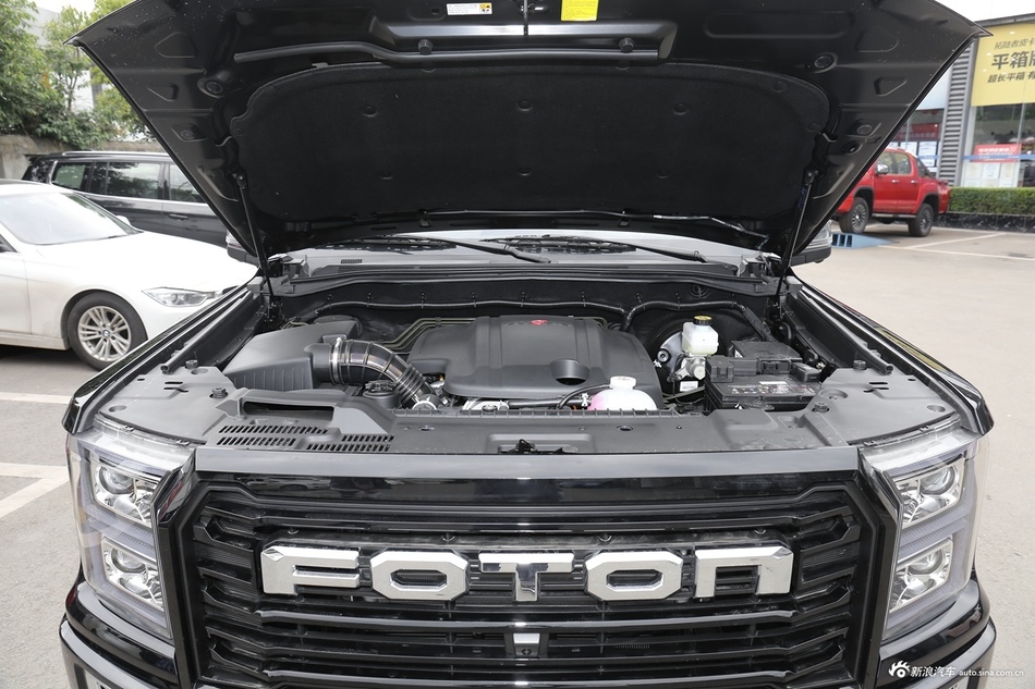 2021款大将军2.0T装甲大将军自动四驱休闲版尊享型标箱