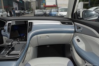 2021款R汽车 ER6 新动版 620km 智行版