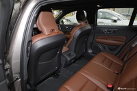 2021款沃尔沃V60 B5 智远豪华版