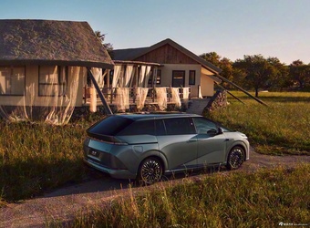 2025款小鹏X9增程 基本款 官图