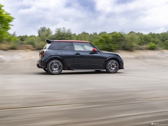 2025款MINI JOHN COOPER WORKS