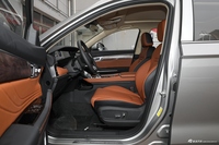 2022款奔腾T99 20TD 自动尊贵型